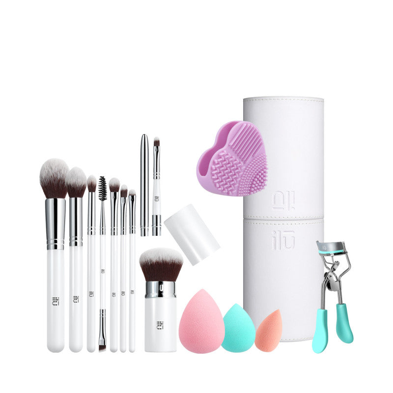 ilū Beauty Influence – 13-częściowy zestaw pędzli do makijażu z kompletem gąbek, tubą, czyścikiem i zalotką