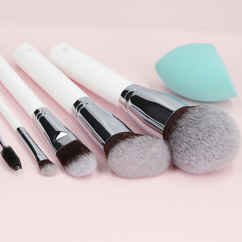 ilū Everyday Essentials – 6-częściowy zestaw pędzli do makijażu z gąbką #4